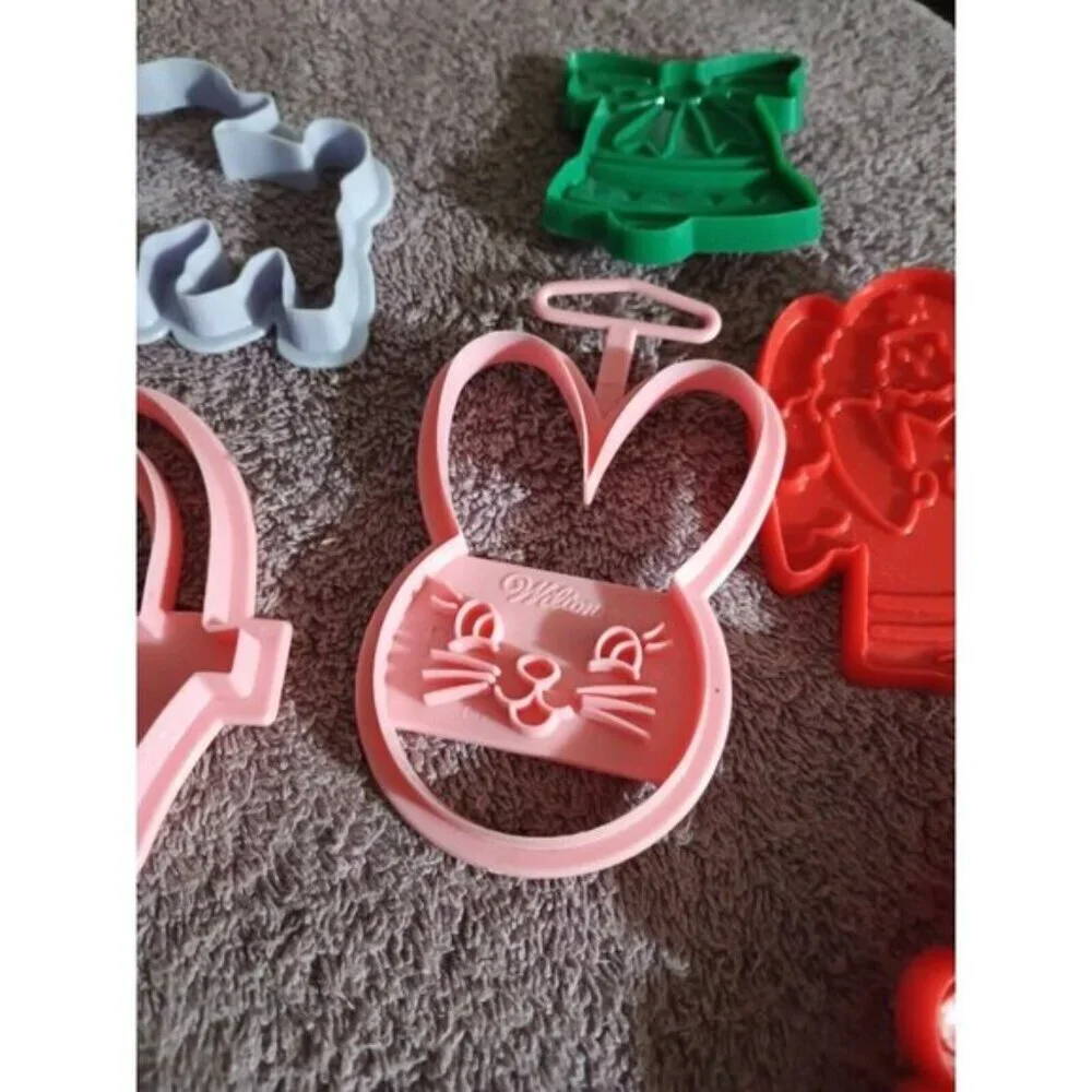 9 Vintage Hutzler Wilton Cookie Cutters